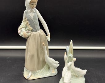 Lladro Little Daisy Girl With Flowers 8041 With Box - Etsy
