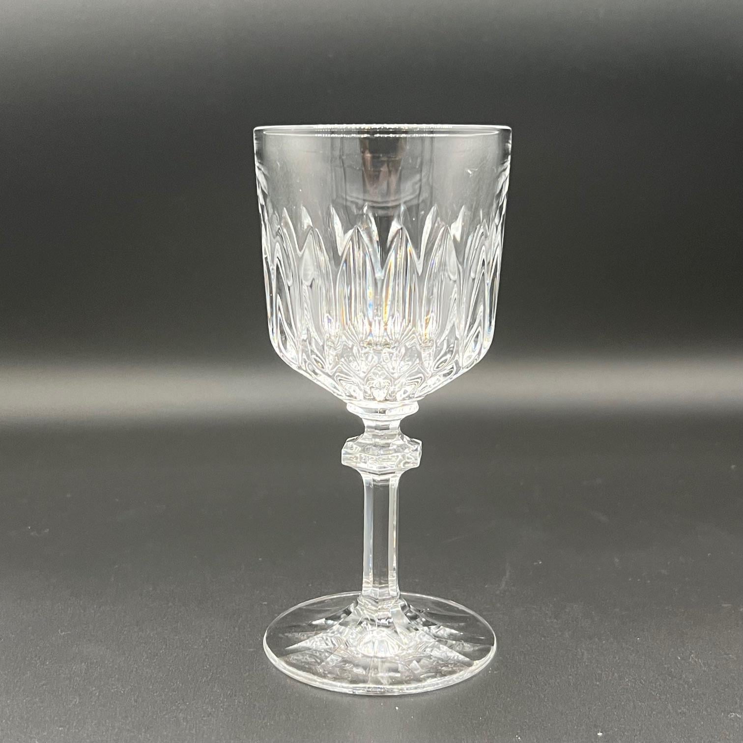 Angelique Claret Wine Glass by Nachtmann - Etsy
