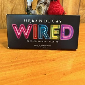 Urban Decay Wired Pressed Pigment Palette
