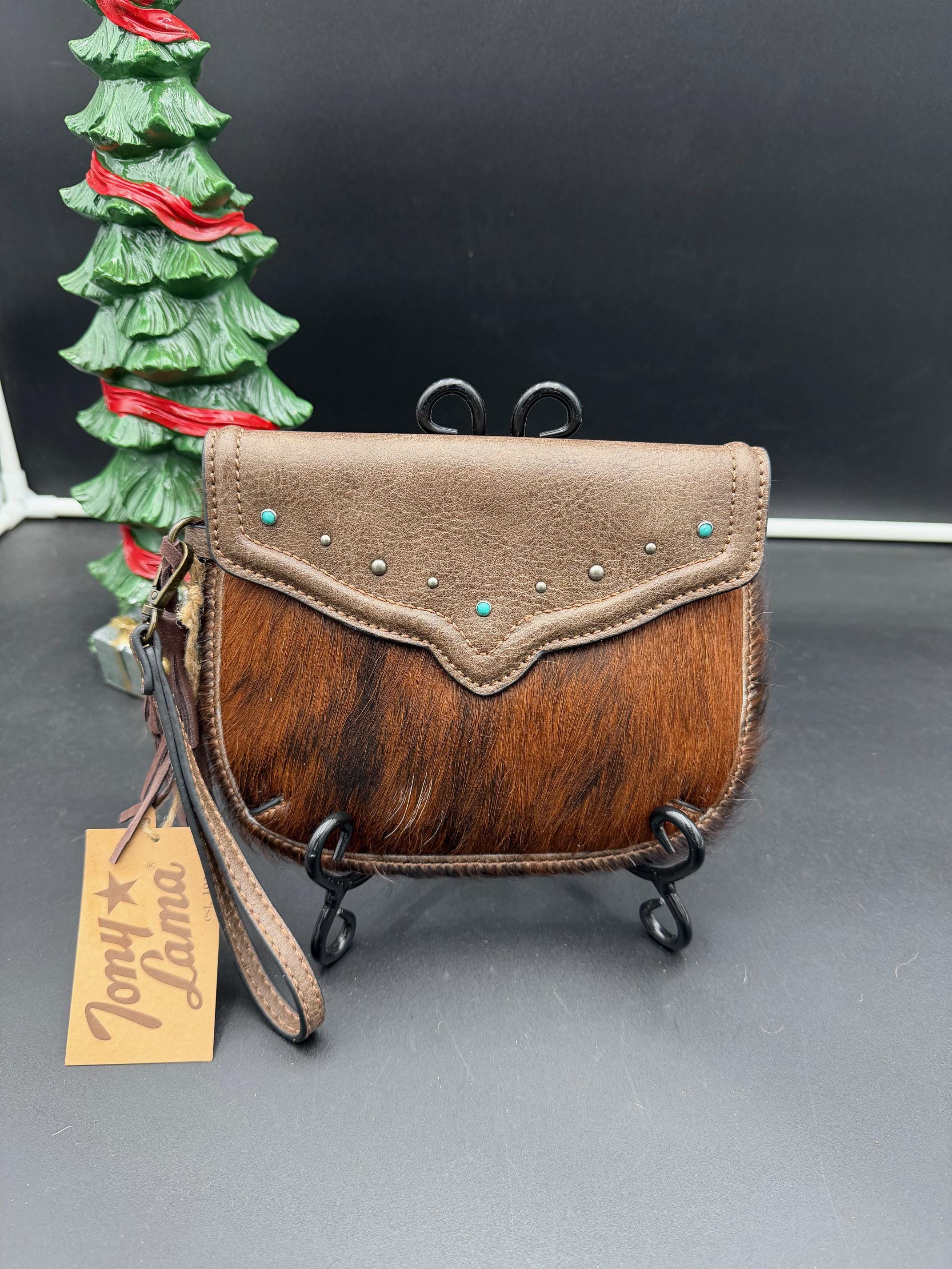 Brown Leather Tony Lama purse strap C42784-2.png?v-cache=1683201396 main image 2