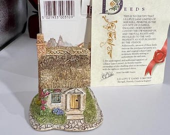 Lilliput Lane- Pineapple House- Vintage House-1998 - Etsy