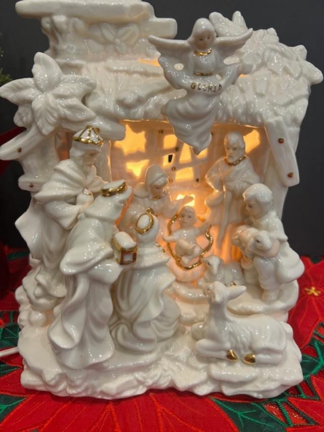 クリスマス・キリスト生誕・ライト・年中飾ってキレイ・運気の下がる暗い玄関に灯りを Alibaba.com上の高品質な屋外クリスマスナativityライトメーカーと屋外