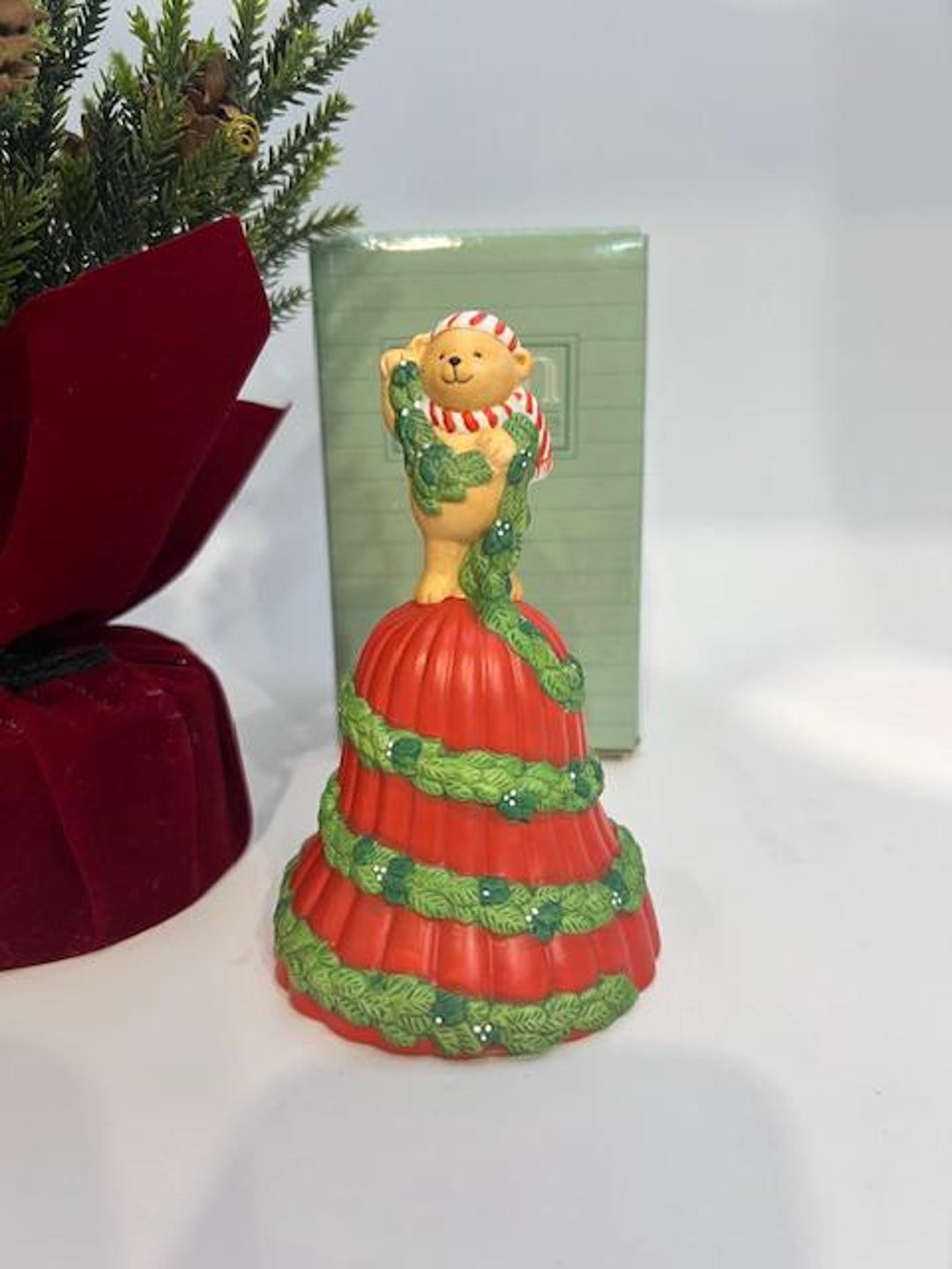 viviel クリスマスベル11点 クロスステッチフレーム＜クリスマスベルのアレンジ＞ | リバティ 生地