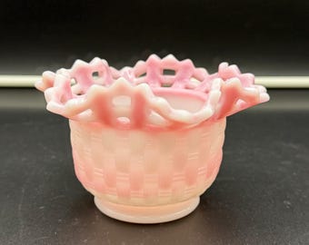 Fenton Glass Pink Rosalene Basket Weave Ruffled Bowl