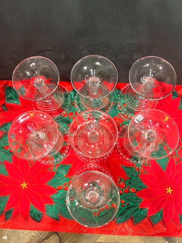 Federal Glass 145R-1 Embossed Laurel Liquor Cocktail Glasses - Etsy display picture 1