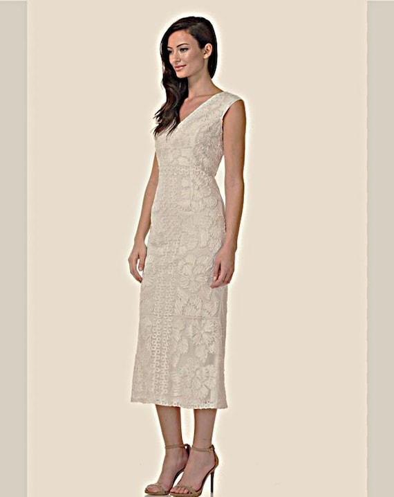 js collections soutache lace midi dress JS Collections Soutache Beaded V-neck White Midi Dress Size 8