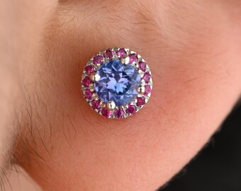 Puces d'oreilles en rubis tanzanite : bijoux faits main en or jaune 14 carats
