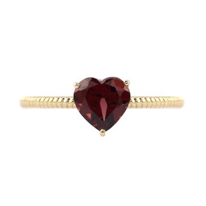Three Stone Heart Shape Garnet Ring, Genuine Garnet Gold Ring, 18K Gold Rope Band Ring, Solitaire Gemstone Ring, January Birthstone Ring.