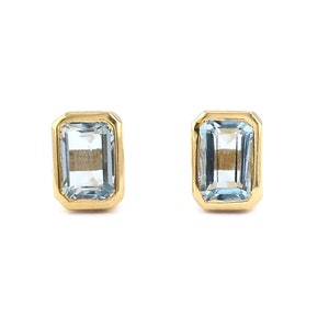 Solitaire Aquamarine Stud Earrings, 14K Solid Gold Earrings, Emerald Cut Aquamarine Studs, Minimalist Earrings, March Birthstone Earrings.