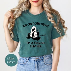 Camisa de colores cómodos de Halloween para profesor de inglés, camisa de fiesta de Halloween, camisa de fantasma y gato de otoño, camisa de biblioteca de otoño, camisa de leer más libros