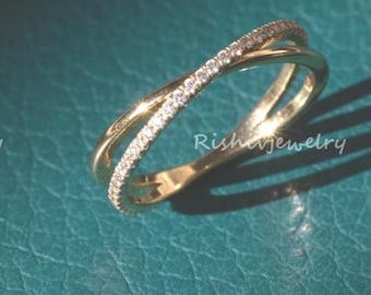 Moissanite Diamond Criss Cross Band, Elegant Stackable Spiral Ring, Minimalist Dainty Jewelry, Perfect Gift for Women