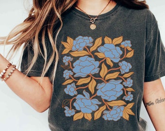 Rose Tshirt, Flower T-shirt for Womens Gift, Blue Rose Comfort Color Shirt, Wildflower Tee, Vintage Rose Design Shirt, Oversize Roses Shirt