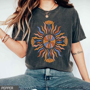 Botanical Comfort Colors Vintage Inspired Graphic t-shirt Boho Wildflower t-shirt Floral