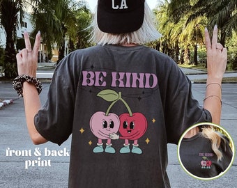 Koszulka z nadrukiem retro z kreskówek Be Kind, koszulka z nadrukiem komiksowym z lat 70., oversize'owa boho na festiwal, wygodna letnia koszulka z kieszenią