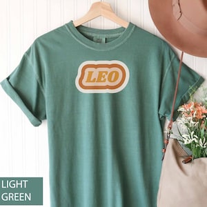 Leo Star Sign Vintage Retro Zodiac Inspired Comfort Color Horoscope Tshirt 70&#39;s Boho Print Oversized Tee