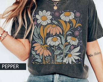 Comfort Colors Flower Boho Vintage Geïnspireerd Art Deco Nouveau Wildflowers Tshirt Hippie Botanische Graphic Tee