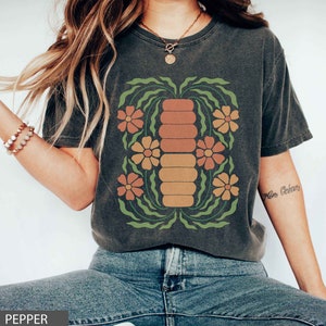 Flower Vintage Inspired Boho Comfort Colors TShirt Women Botanical Wildflower Tee Flower Print Graphic Tee