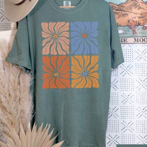 Wildflower Comfort Colors Vintage Inspired Graphic t-shirt Boho Botanical t-shirt Floral