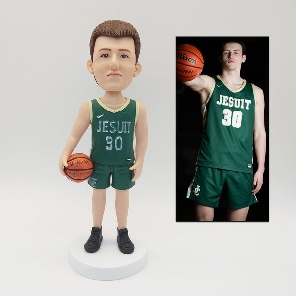 Custom bobbleheads, custom basketball player bobbleheads, basketball player bobbleheads, athlete bobbleheads, personalized bobbleheads