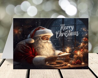 Peut inclure: Une carte de Noël représentant un tableau de Père Noël lisant un livre à la lumière des bougies. La carte porte le texte "Merry Christmas" en lettres cursives blanches.