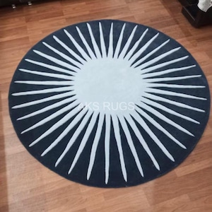 Vaserely Multicolor Wool Rug: Round Sun Design