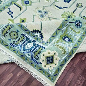 Hand-Knotted Wool Oushak Rug 9x12: Beige, Green & Ivory