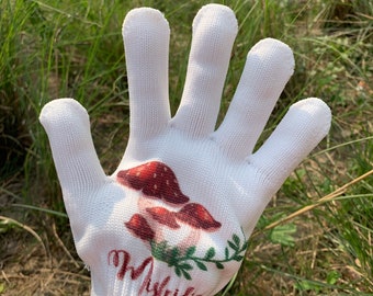 Custom Name Mushroom Gardening Gloves, Personalized Garden Gift, Acrylic Painted Cotton Work Gloves, Nature Lover Gift, Gift for Friends
