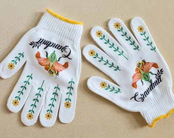 Grandma's Floral Bee Garden Gift, Personalized Name Garden Gloves, Original Custom Work Gloves, Acrylic Garden Gloves for Farmers/ Workers