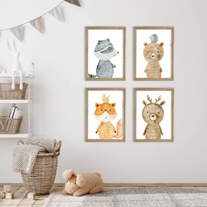 MeinBaby123® juego de 4 cuadros DIN A4 habitación infantil | Póster de animales para decoración de guardería | Decoración de la habitación del bebé | Murales de animales (Animal sobre animal - Set 1)