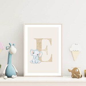 MeinBaby123® DIN A4 imágenes guardería | Letras iniciales | Póster decoración de la habitación de los niños | Decoración de la habitación del bebé | Decir murales (lindo elefante)