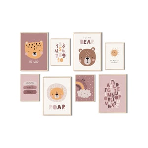 MeinBaby123® juego de 8 cuadros DIN A4 y DIN A5 habitación infantil | Póster decoración de la habitación de los niños | cuarto de bebe | Fotomurales de animales (Animalitos lindos V6 rosa)