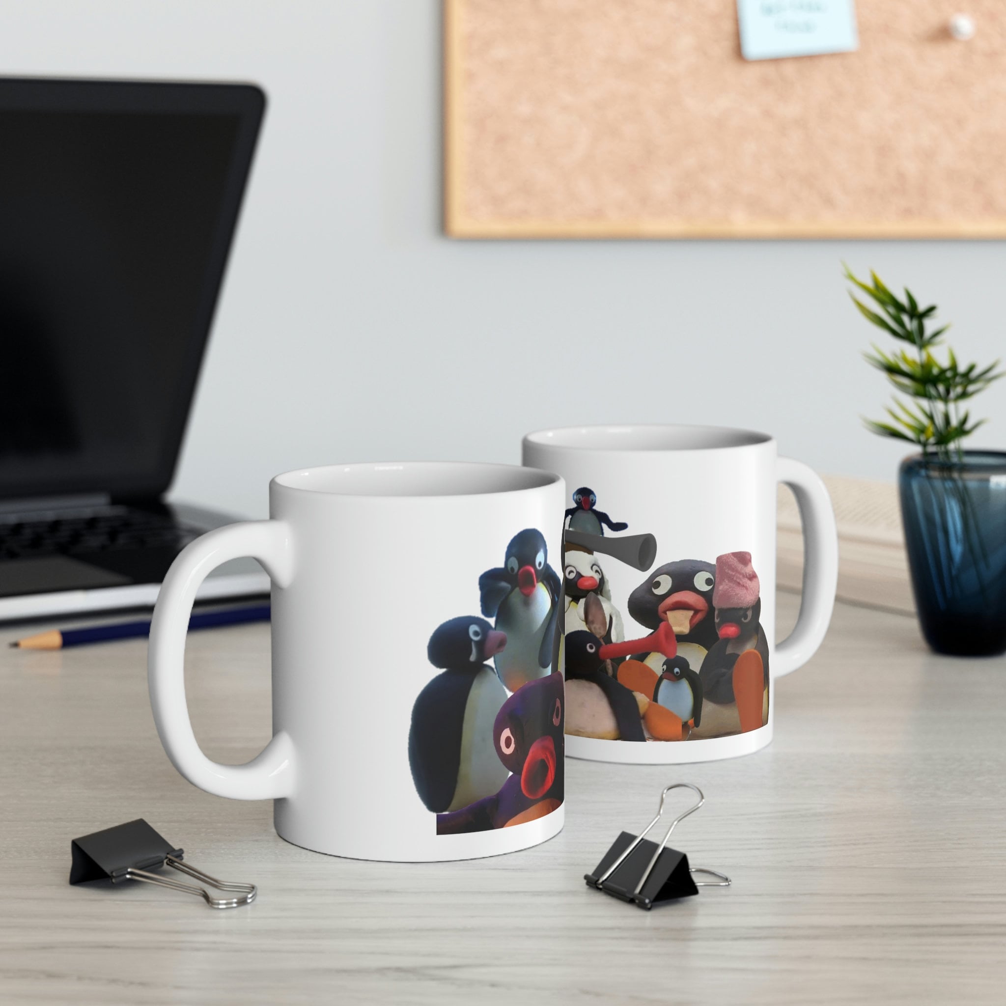 GR8Shop Noot Noot Penguin Mother pingu Blanca taza de café con RIM Negro y manija Mug