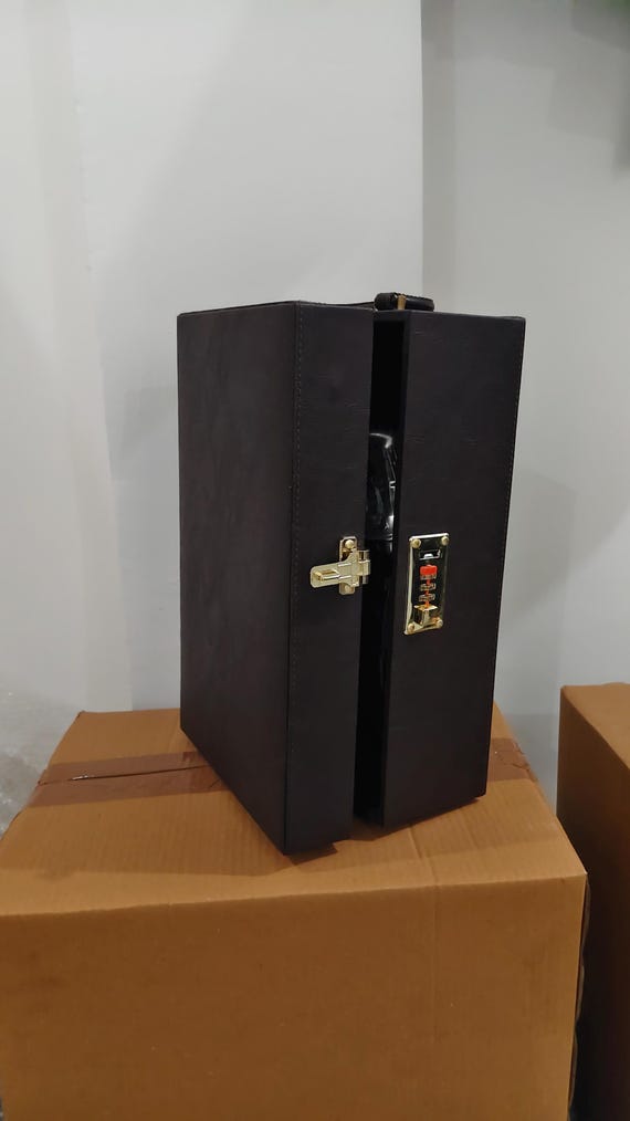 Leatherette Portable Bar Set: Travel Cocktail Kit With Whiskey