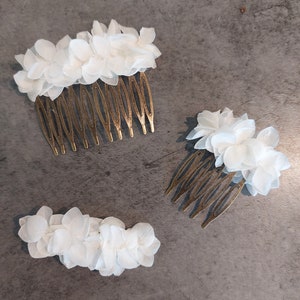 White wedding hair comb image 1