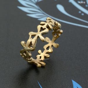 Anillo floral de oro, anillo bohemio, anillo minimalista, anillo para uso diario, anillo de boda, anillo de encaje, regalo para ella, anillo de oro macizo, anillo delicado, anillo llamativo.