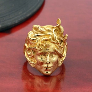 Gold Gorgon Medusa Greek Ring, Mythology Jewelry, Mythology Lover Gift, Ancient Ring , Best Friend Gift, Ring For Boyfriend Gothic Jewelry