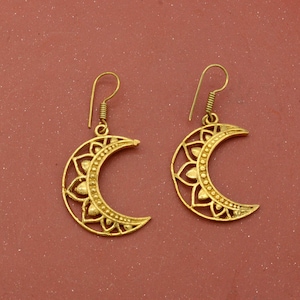 Goudmessing maansikkeloorbellen: festivalsieraden,