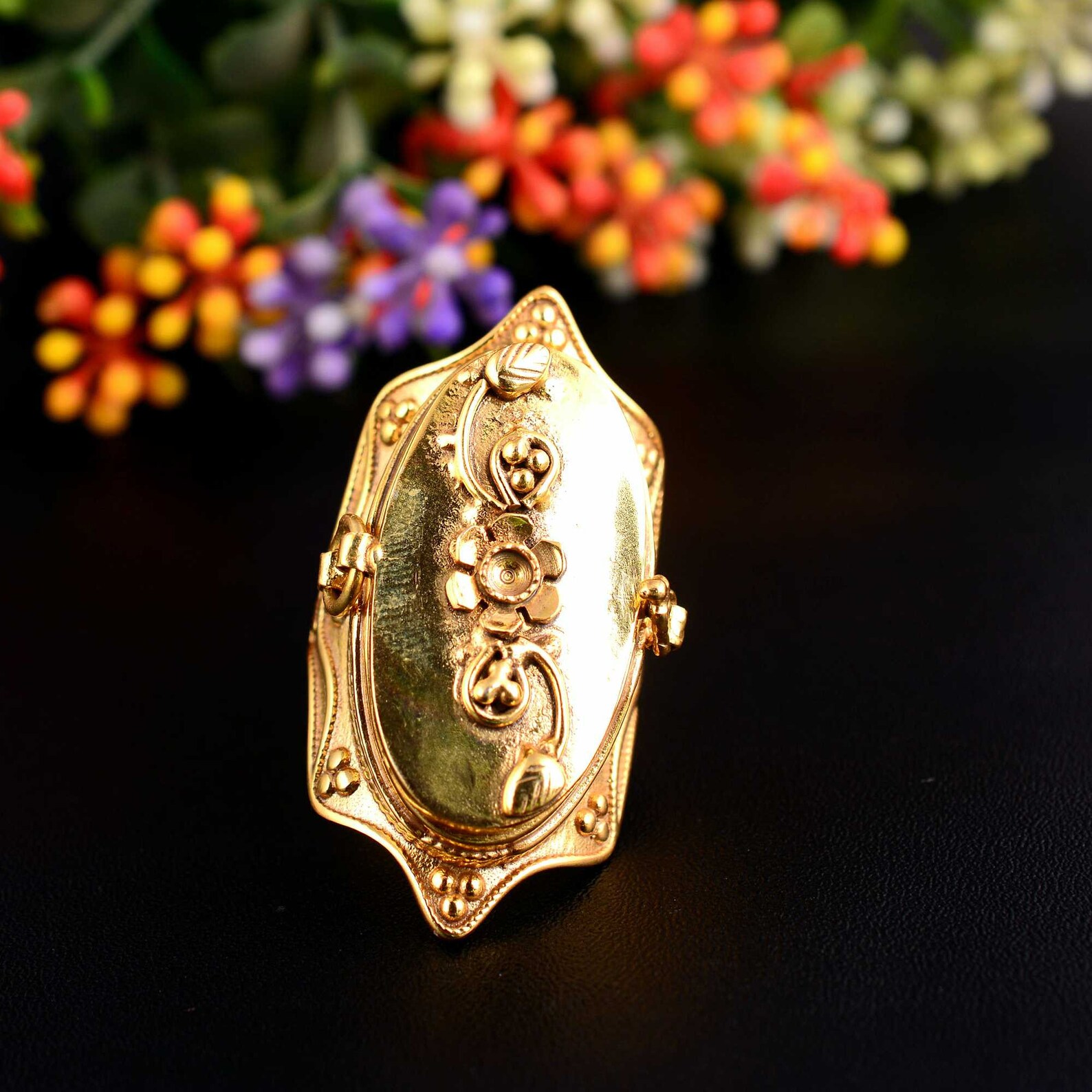 Snuff Ring secret Poison Ring Gold Poison Ring unique Etsy