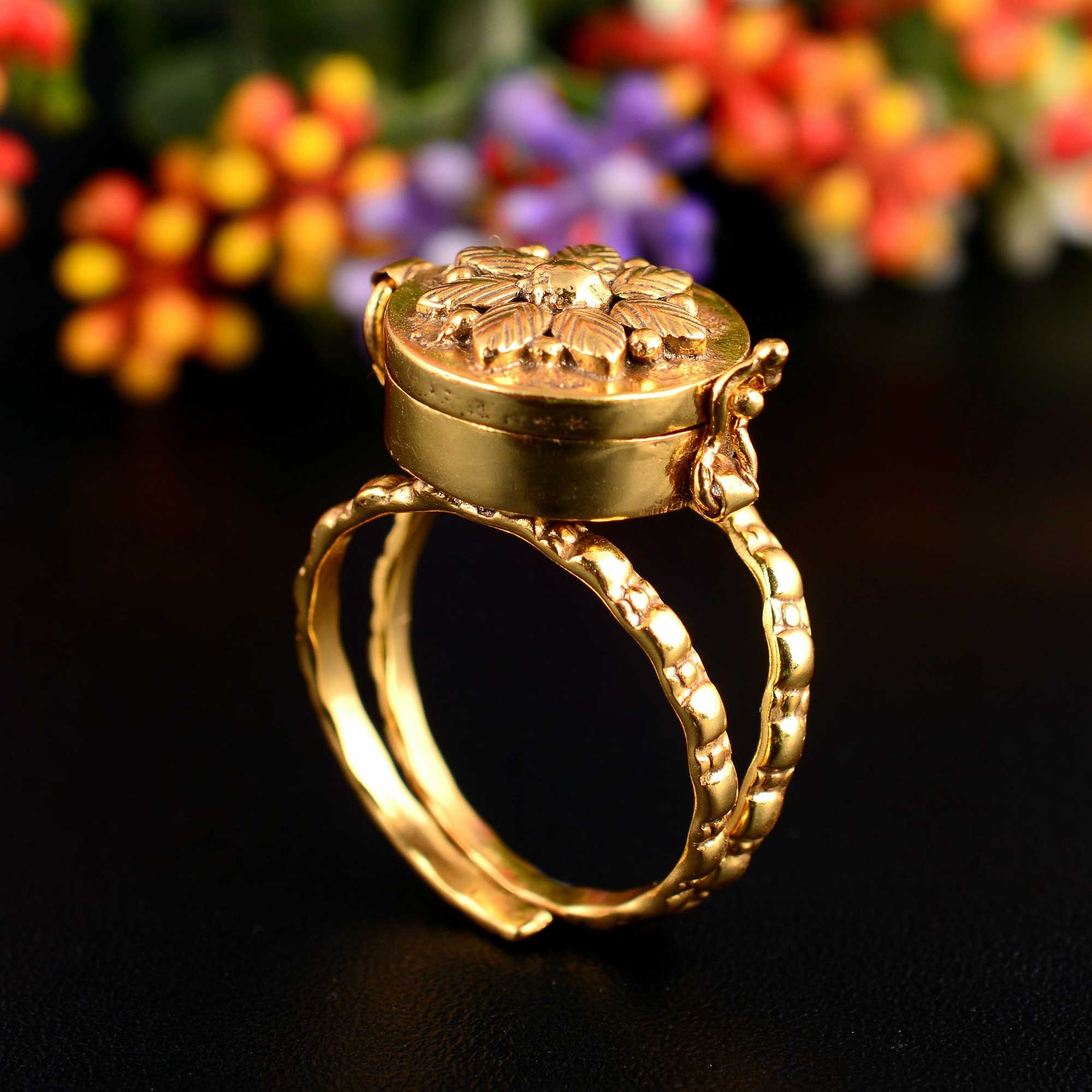 Expensive gold wedding sale rings