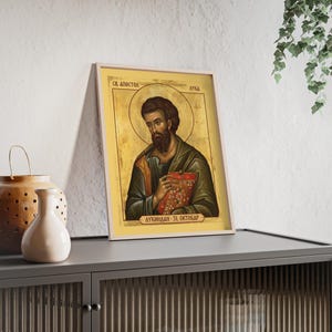 Sveti apostol Luka (Lukindan) Framed Orthodox Icon, Natural Wood Frame, Serbian Saint Wall Art, Ready to Hang image 3