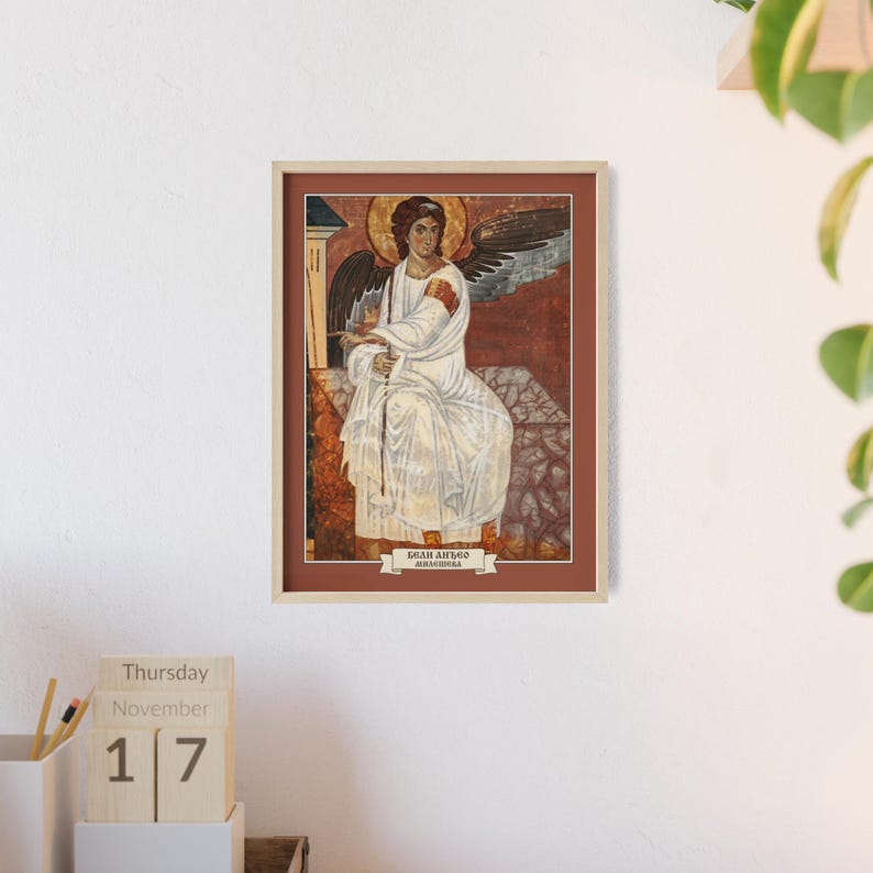 El Ángel Blanco de Mileševa, fresco enmarcado, Beli Anđeo, arte mural ortodoxo serbio, marco de madera natural, listo para colgar. imagen 4