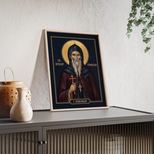 Icône orthodoxe encadrée de Sainte Prohor Pčinjski, cadre en bois naturel, décoration murale représentant une sainte serbe, prête à être accrochée. image 3