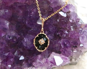 14k Gold Onyx Necklace, exquisite onyx jewellery, decorative tiny zircon and floral pattern, natural agate pendant, Vintage Onyx Necklace.