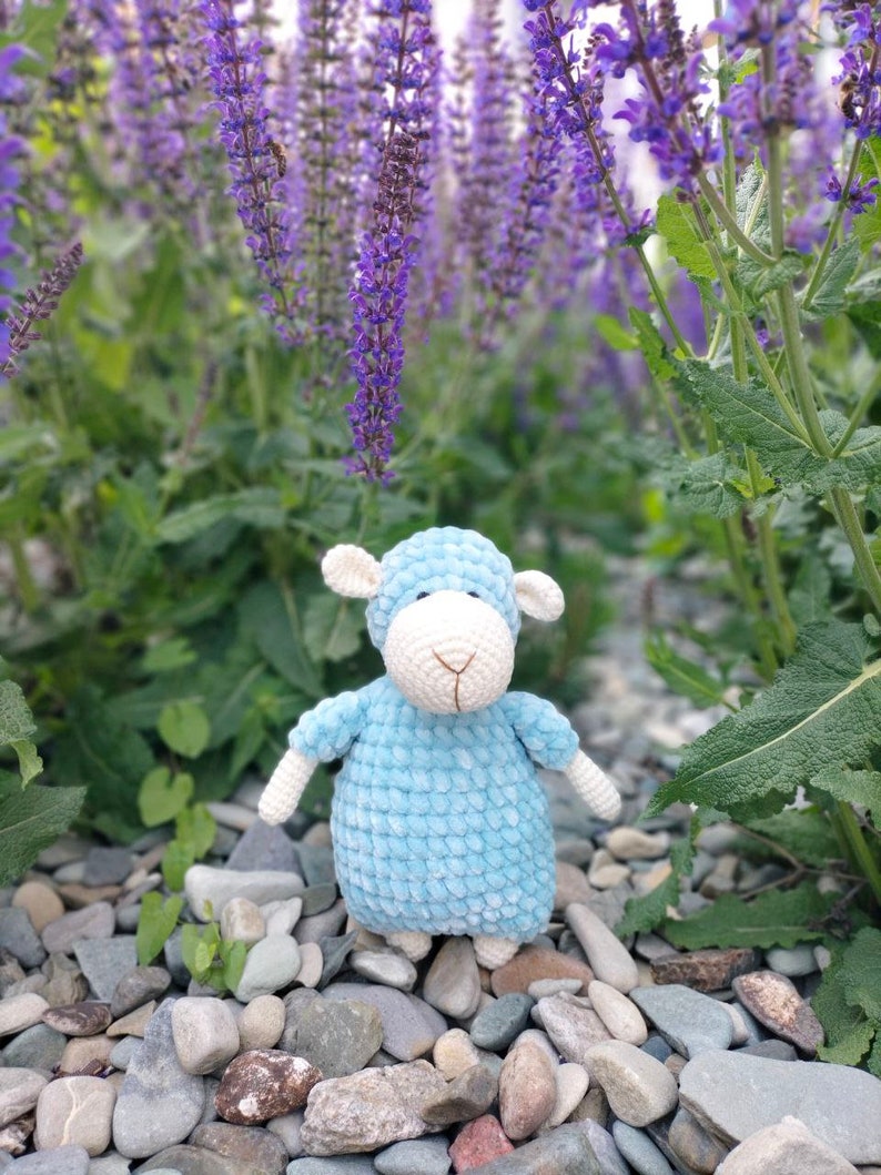 Crochet Pattern Little Sheep: Easy Amigurumi  tutorial for Beginners - PDF in English, Digital