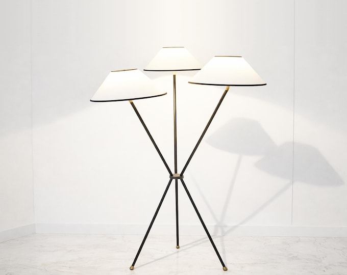 Matte Black Floor Lamp: Modern Steel 3-Shade Design