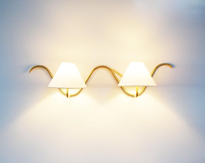 Embrace Elegance: Golden Wall Lamps for Sophisticated Homes