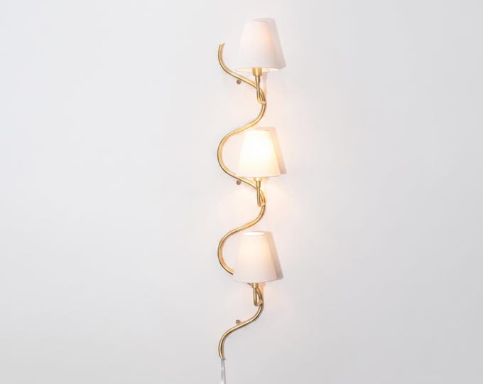 Modern Gold Spiral Wall Sconce – Luxury Curved Wall Lamp with White Fabric Shades | Contemporary Designer Lighting Fixture for living room