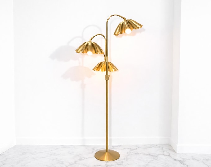 The Allure of Golden Floor Lamps: A Design Statement