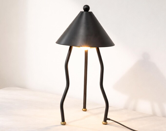 Jelly Fish Lamps: A Mesmerizing Home Accent