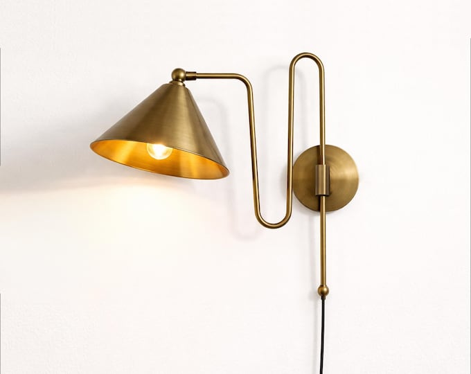Sculpted Luxury — the Brass Brown Antique Wall Sconce